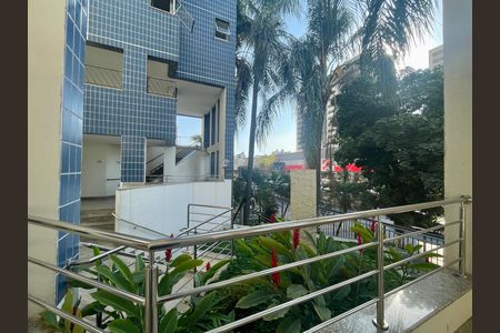 Apartamento à venda com 4 quartos, 130m² em Cachoeirinha, Belo Horizonte