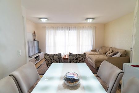 Apartamento para alugar com 81m², 2 quartos e 1 vaga Apartamento para alugar com 81m², 2 quartos e 1 vagaSala