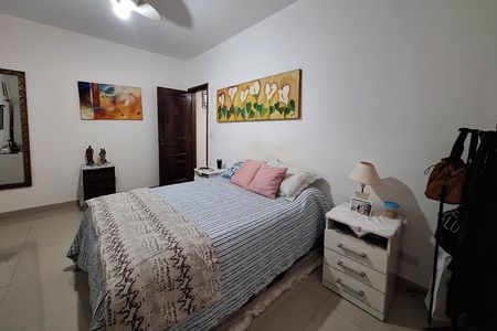 Casa à venda com 250m², 4 quartos e 4 vagas Casa à venda com 250m², 4 quartos e 4 vagasQuarto 3