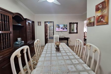 Casa à venda com 250m², 4 quartos e 4 vagas Casa à venda com 250m², 4 quartos e 4 vagasSala 3