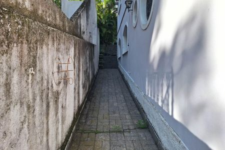 Casa à venda com 250m², 4 quartos e 4 vagas Casa à venda com 250m², 4 quartos e 4 vagasQuintal