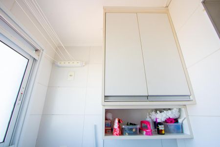 Apartamento à venda com 60m², 2 quartos e 2 vagas Apartamento à venda com 60m², 2 quartos e 2 vagasÁrea de serviço