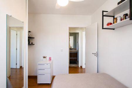 Apartamento à venda com 60m², 2 quartos e 2 vagas Apartamento à venda com 60m², 2 quartos e 2 vagasQuarto 2
