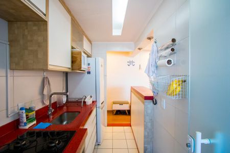 Cozinha de apartamento à venda com 2 quartos, 60m² em Vila Valparaíso, Santo André