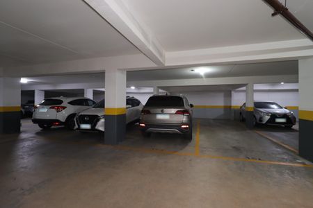 Apartamento à venda com 70m², 2 quartos e 2 vagasGaragem