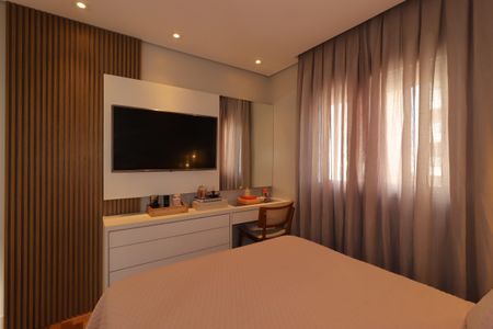 Apartamento à venda com 70m², 2 quartos e 2 vagasSuíte