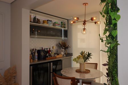 Apartamento à venda com 70m², 2 quartos e 2 vagasVaranda da Sala