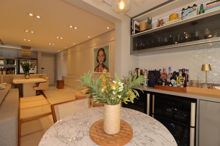Apartamento à venda com 70m², 2 quartos e 2 vagasVaranda da Sala