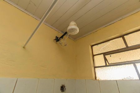 Casa para alugar com 55m², 1 quarto e 2 vagas Casa para alugar com 55m², 1 quarto e 2 vagasBanheiro