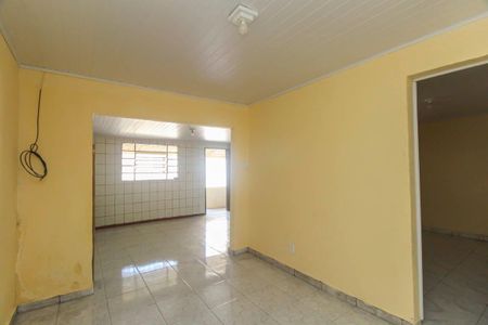 Casa para alugar com 55m², 1 quarto e 2 vagas Casa para alugar com 55m², 1 quarto e 2 vagasSala