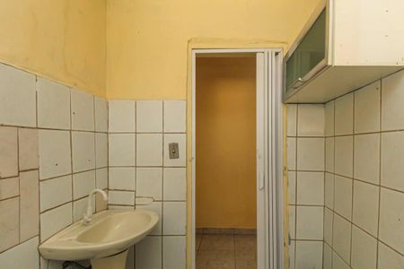 Casa para alugar com 55m², 1 quarto e 2 vagas Casa para alugar com 55m², 1 quarto e 2 vagasBanheiro