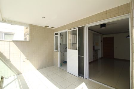 Sala - Varanda de apartamento para alugar com 3 quartos, 73m² em Barra Olímpica, Rio de Janeiro