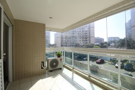Apartamento para alugar com 73m², 3 quartos e 2 vagasSala - Varanda
