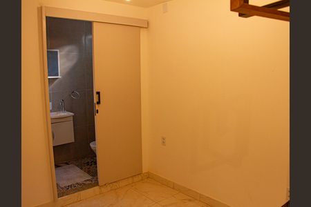 Apartamento para alugar com 1 quarto, 42m² em Guaratiba, Rio de Janeiro