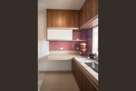Cozinha de apartamento para alugar com 3 quartos, 90m² em Ouro Preto, Belo Horizonte