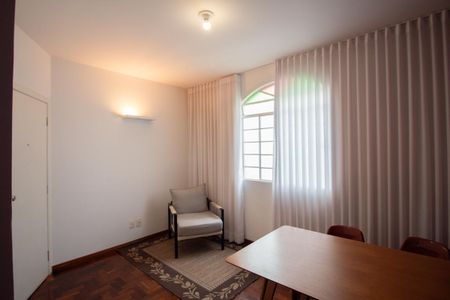 Apartamento para alugar com 90m², 3 quartos e 1 vaga Apartamento para alugar com 90m², 3 quartos e 1 vagaSala