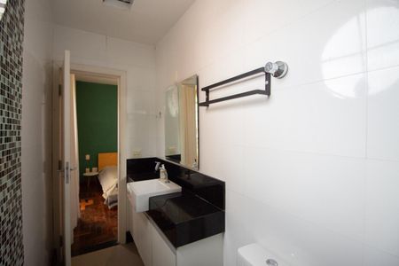 Apartamento para alugar com 90m², 3 quartos e 1 vaga Apartamento para alugar com 90m², 3 quartos e 1 vagaBanheiro da Suíte