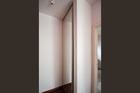 Apartamento para alugar com 90m², 3 quartos e 1 vaga Apartamento para alugar com 90m², 3 quartos e 1 vagaCorredor