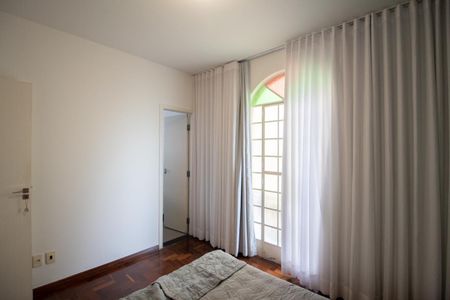 Apartamento para alugar com 90m², 3 quartos e 1 vaga Apartamento para alugar com 90m², 3 quartos e 1 vagaSuíte