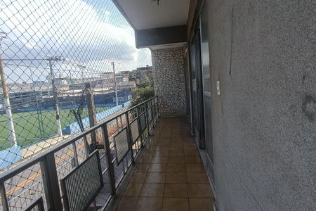 Casa para alugar com 120m², 2 quartos e 1 vaga Casa para alugar com 120m², 2 quartos e 1 vagaVaranda da sala