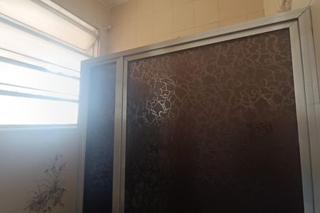 Casa para alugar com 120m², 2 quartos e 1 vaga Casa para alugar com 120m², 2 quartos e 1 vagaBanheiro 2