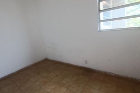 Casa para alugar com 120m², 2 quartos e 1 vaga Casa para alugar com 120m², 2 quartos e 1 vagaQuarto