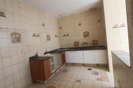 Casa para alugar com 120m², 2 quartos e 1 vaga Casa para alugar com 120m², 2 quartos e 1 vagaCozinha