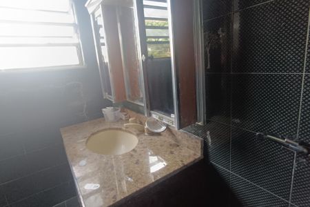 Banheiro de casa para alugar com 3 quartos, 120m² em Engenho do Porto, Duque de Caxias