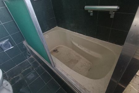 Casa para alugar com 120m², 2 quartos e 1 vaga Casa para alugar com 120m², 2 quartos e 1 vagaBanheiro