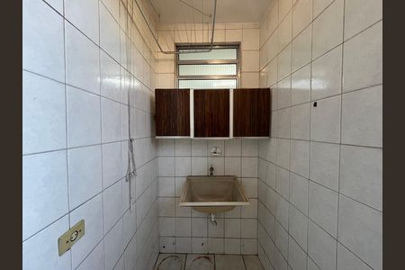Área de Serviço de casa para alugar com 2 quartos, 65m² em Vila Augusto, São Paulo