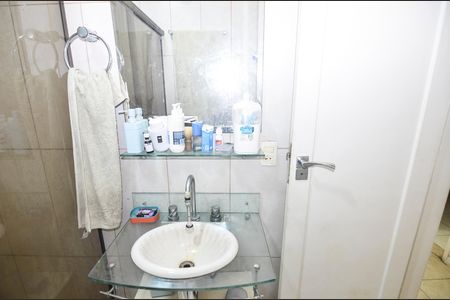 Apartamento à venda com 85m², 3 quartos e sem vaga Apartamento à venda com 85m², 3 quartos e sem vagaBanheiro 1