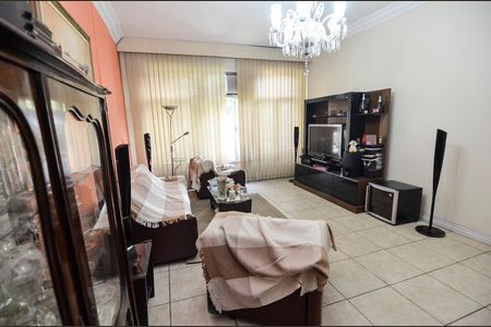 Apartamento à venda com 85m², 3 quartos e sem vaga Apartamento à venda com 85m², 3 quartos e sem vagaSala