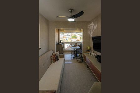 Apartamento à venda com 60m², 2 quartos e 1 vaga Apartamento à venda com 60m², 2 quartos e 1 vagaSala