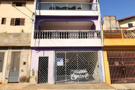 Casa para alugar com 125m², 2 quartos e 1 vagaFachada