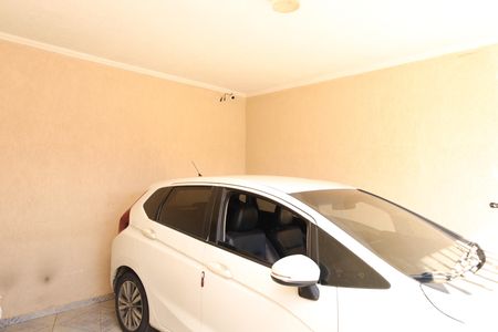 Garagem de casa para alugar com 2 quartos, 125m² em Itaquera, São Paulo