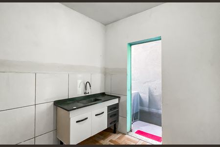 Cozinha  de casa para alugar com 1 quarto, 20m² em Cidade Líder, São Paulo