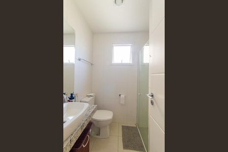 Apartamento à venda com 78m², 2 quartos e 1 vaga Apartamento à venda com 78m², 2 quartos e 1 vagaBanheiro Social