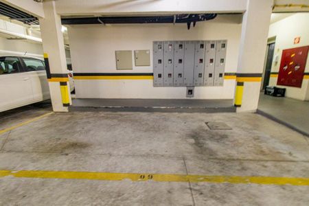 Garagem de apartamento à venda com 2 quartos, 78m² em Água Verde, Curitiba