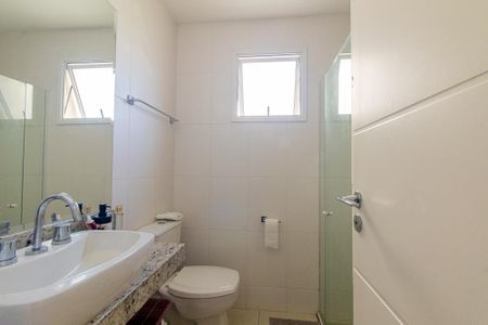 Apartamento à venda com 78m², 2 quartos e 1 vaga Apartamento à venda com 78m², 2 quartos e 1 vagaBanheiro Social