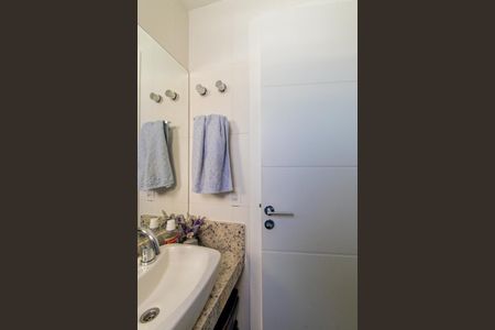 Banheiro da Suíte de apartamento à venda com 2 quartos, 78m² em Água Verde, Curitiba