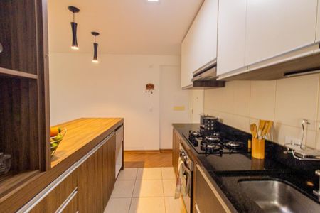 Apartamento à venda com 78m², 2 quartos e 1 vaga Apartamento à venda com 78m², 2 quartos e 1 vagaCozinha e Área de Serviço