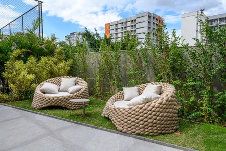 Apartamento para alugar com 42m², 1 quarto e sem vaga Apartamento para alugar com 42m², 1 quarto e sem vagaÁrea comum - Piscina