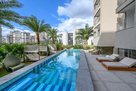 Apartamento para alugar com 42m², 1 quarto e sem vaga Apartamento para alugar com 42m², 1 quarto e sem vagaÁrea comum - Piscina