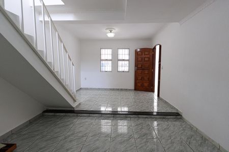 Casa para alugar com 125m², 3 quartos e 1 vaga