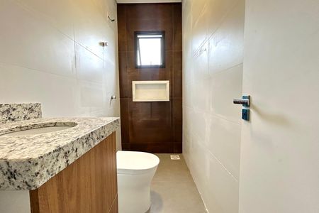 Banheiro  de kitnet/studio para alugar com 1 quarto, 38m² em Campeche, Florianópolis