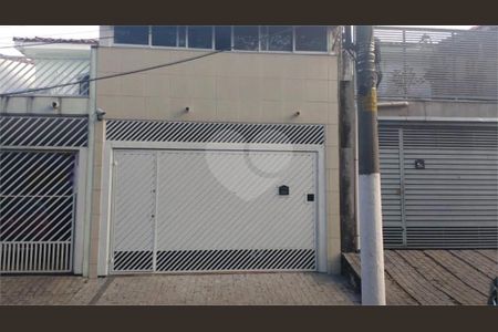 Casa à venda com 4 quartos, 147m² em Jardim Avelino, São Paulo