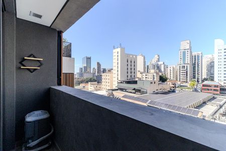 Studio para alugar com 24m², 1 quarto e sem vaga Studio para alugar com 24m², 1 quarto e sem vagaVaranda