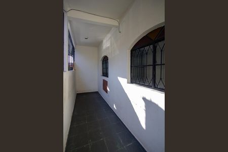 Varanda de casa para alugar com 1 quarto, 16m² em Trindade, São Gonçalo