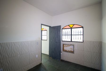 Quarto de casa para alugar com 1 quarto, 16m² em Trindade, São Gonçalo