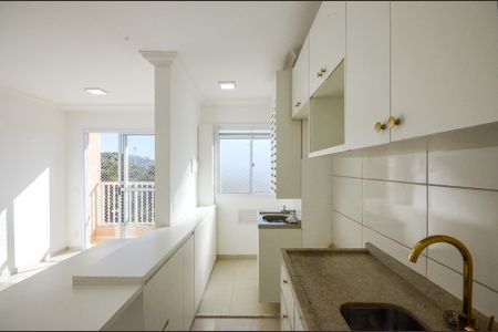 Cozinha de apartamento para alugar com 2 quartos, 38m² em Vila Nina, São Paulo